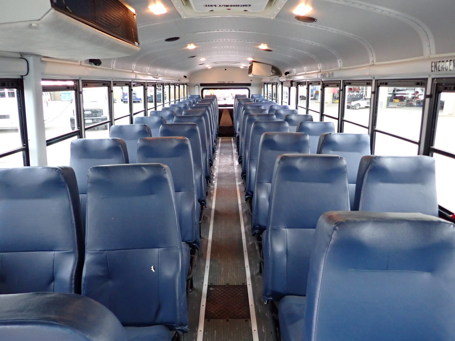 2009 Thomas Saf-T-Liner HDX MFSAB School Bus B17064 - Image 9