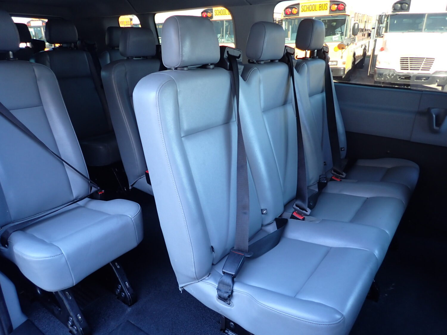 2016 Ford Transit Passenger Van S60678 - Image 8