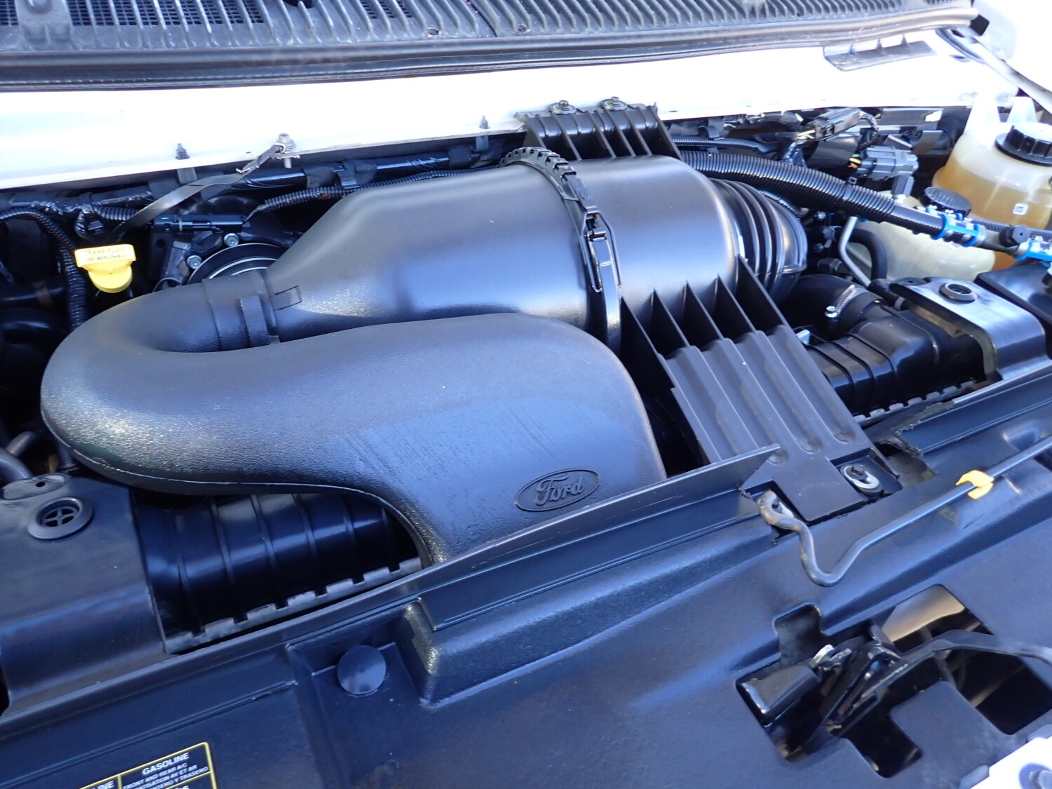 2010 Starcraft Allstar Shuttle Bus S00524 - Image 11