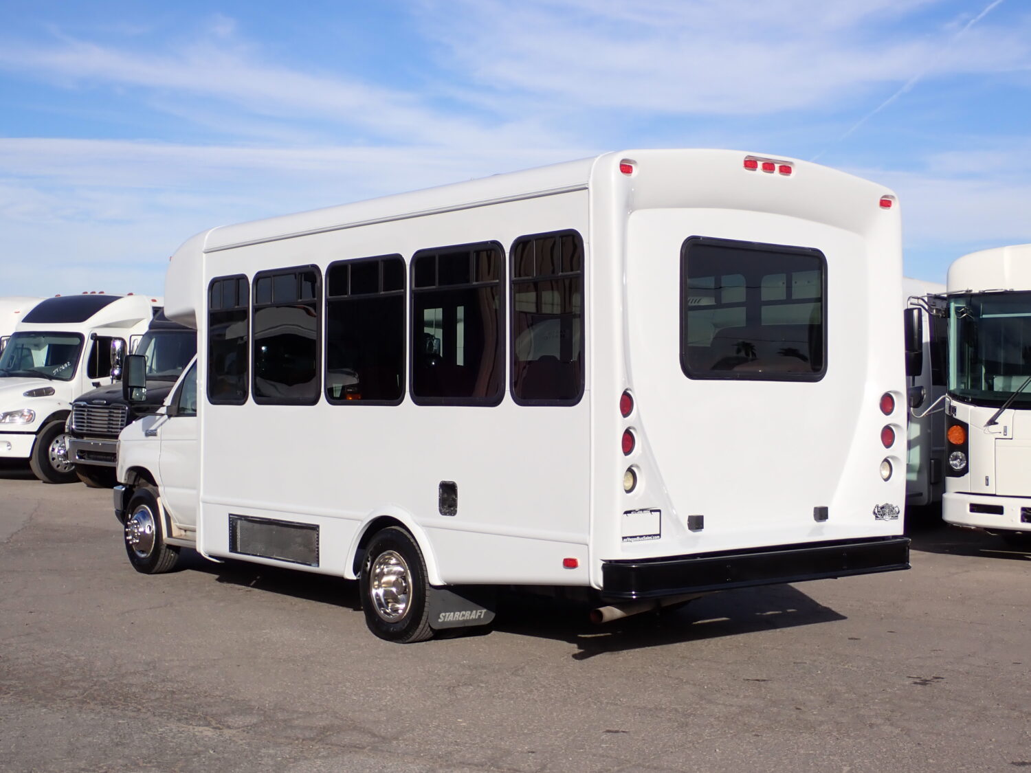 2013 Starcraft Allstar Shuttle Bus S15455 - Image 5