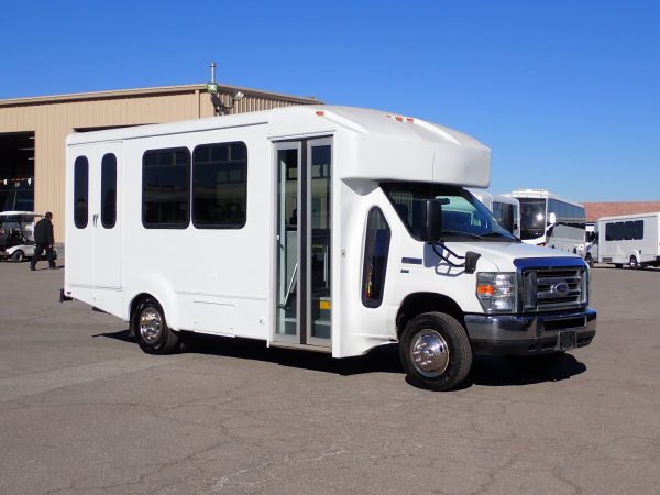 2016 Goshen Lift Equipped Shuttle Bus S29821