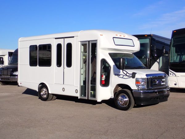 2022 Starcraft Allstar Lift Equipped Shuttle Bus S37503