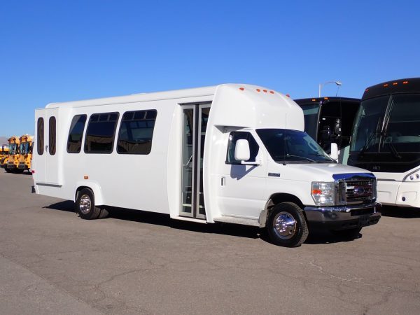 2009 Ameritrans 285 Lift Equipped Shuttle Bus S49728