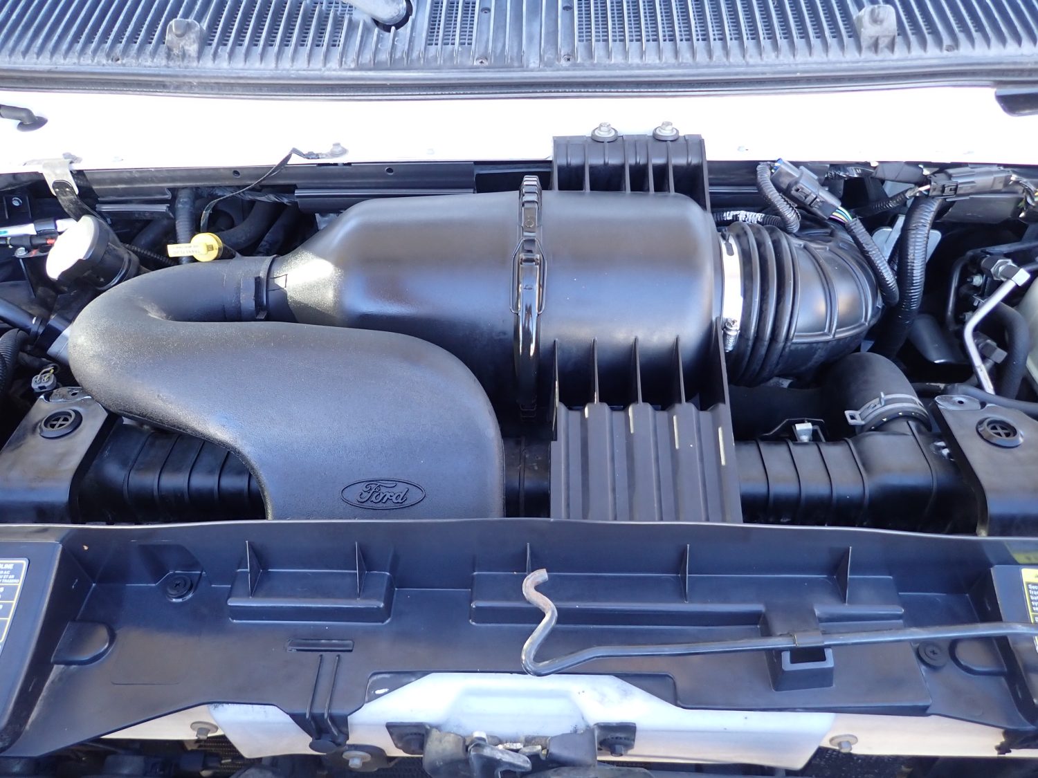 2009 Ameritrans 285 Lift Equipped Shuttle Bus S49728 - Image 12