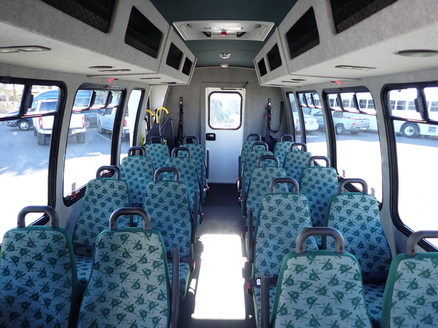 2009 Ameritrans 285 Lift Equipped Shuttle Bus S49728 - Image 9