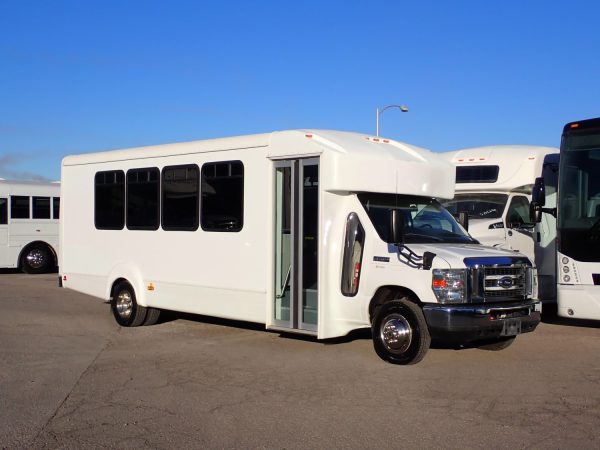 2016 Goshen Impulse Shuttle Bus S56886