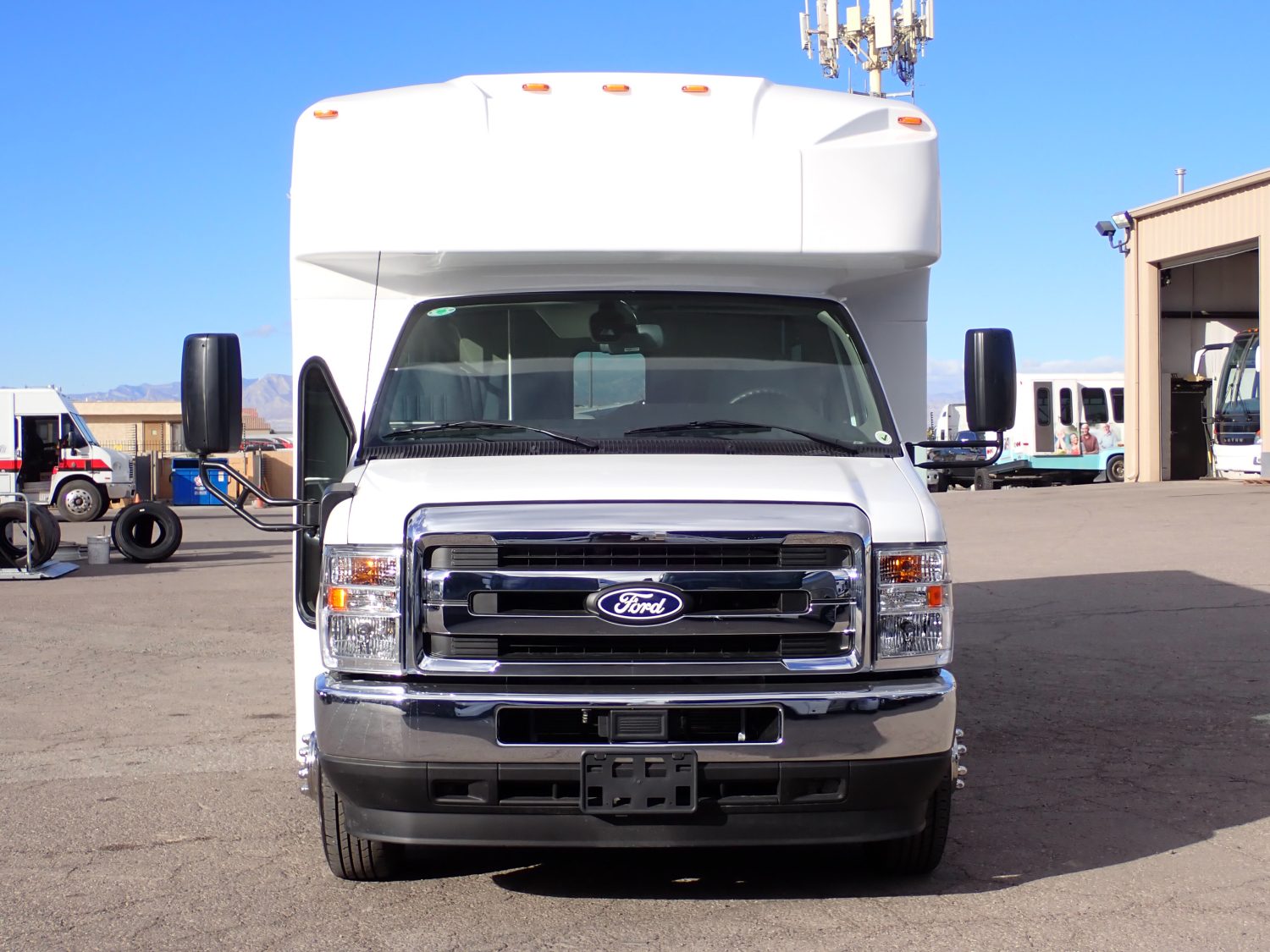 NEW 2026 ElDorado Advantage Shuttle Bus S00703 - Image 2