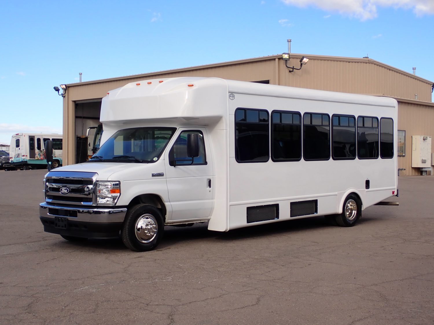 NEW 2026 ElDorado Advantage Shuttle Bus S00703 - Image 3