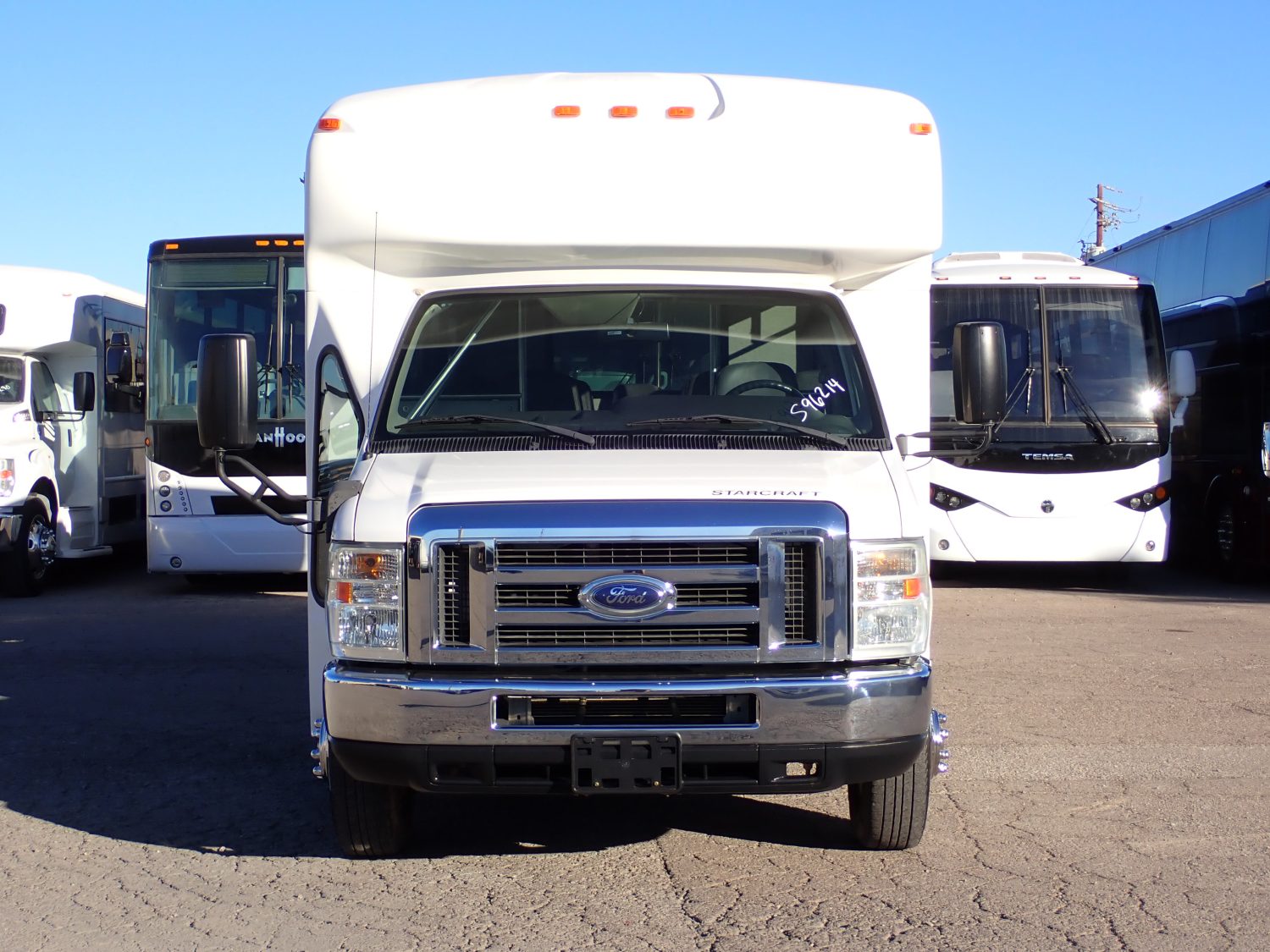 2012 Starcraft Allstar Shuttle Bus S96214 - Image 2
