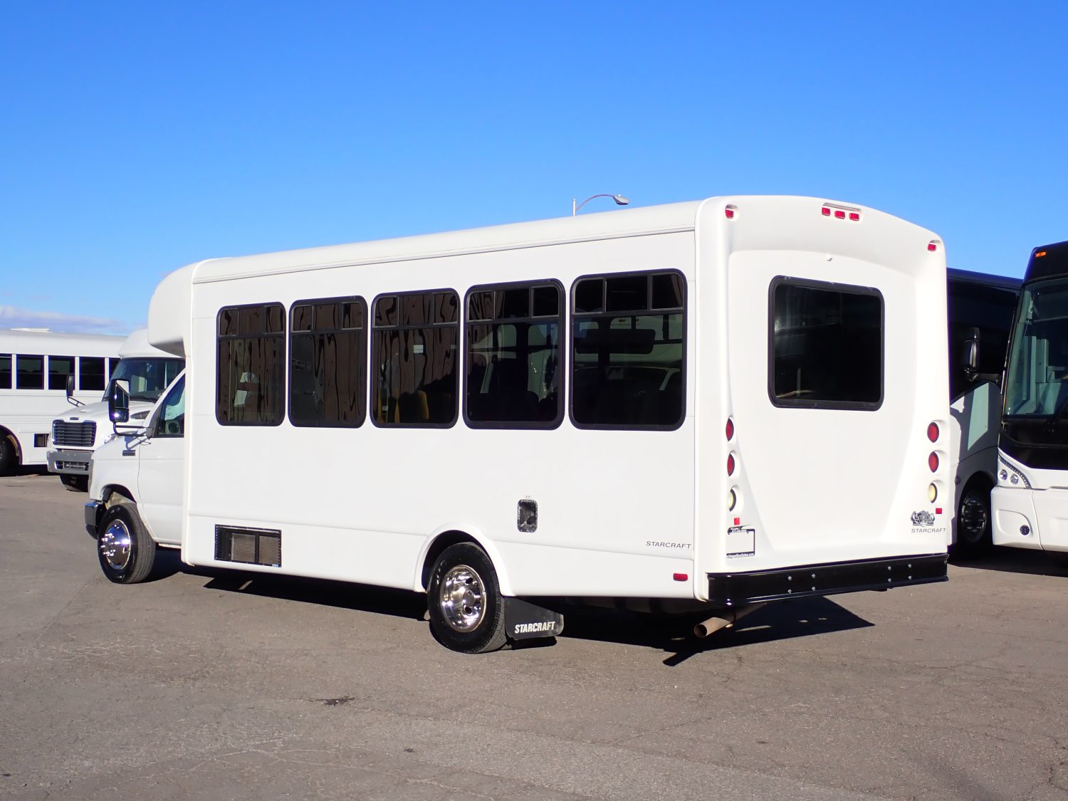 2012 Starcraft Allstar Shuttle Bus S96214 - Image 5