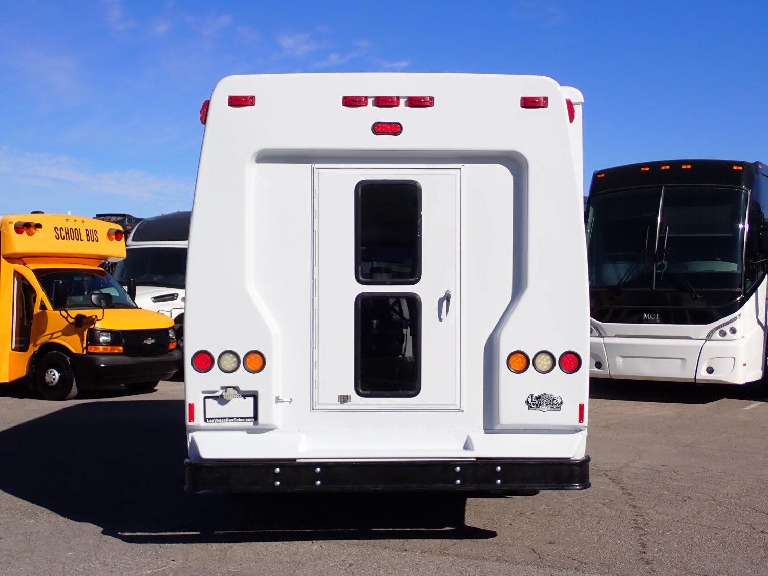 2012 Startrans Lift Equipped Shuttle Bus S89378 - Image 6