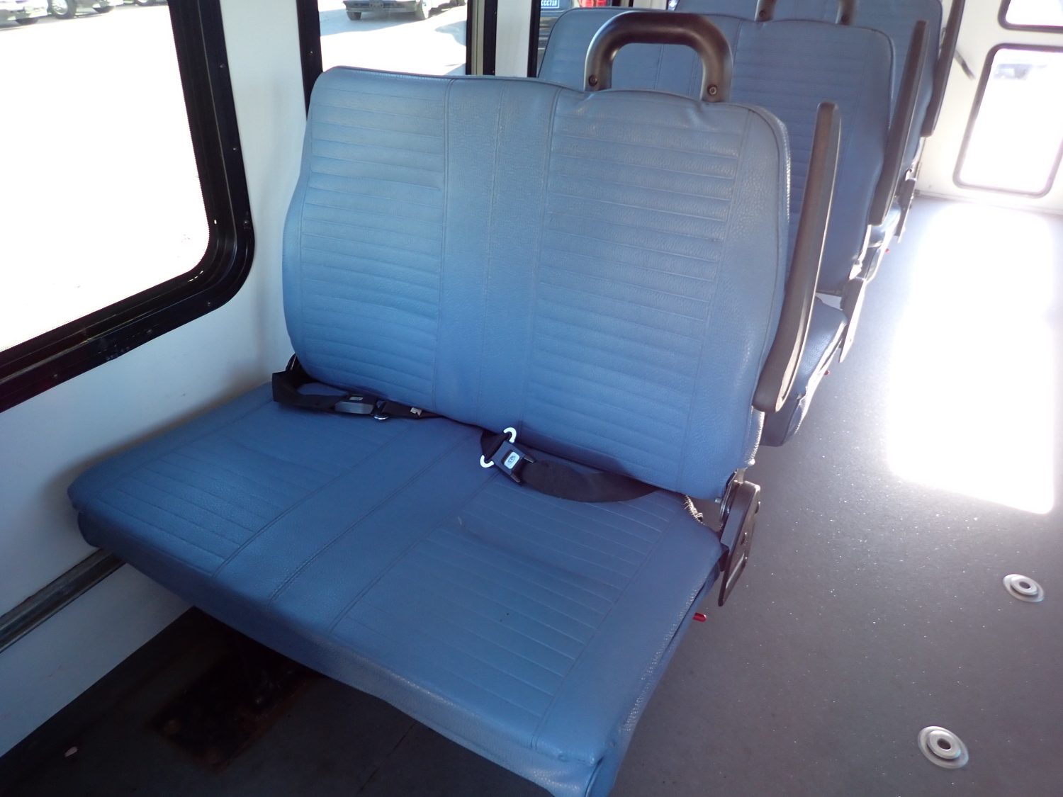 2012 Startrans Lift Equipped Shuttle Bus S89378 - Image 8