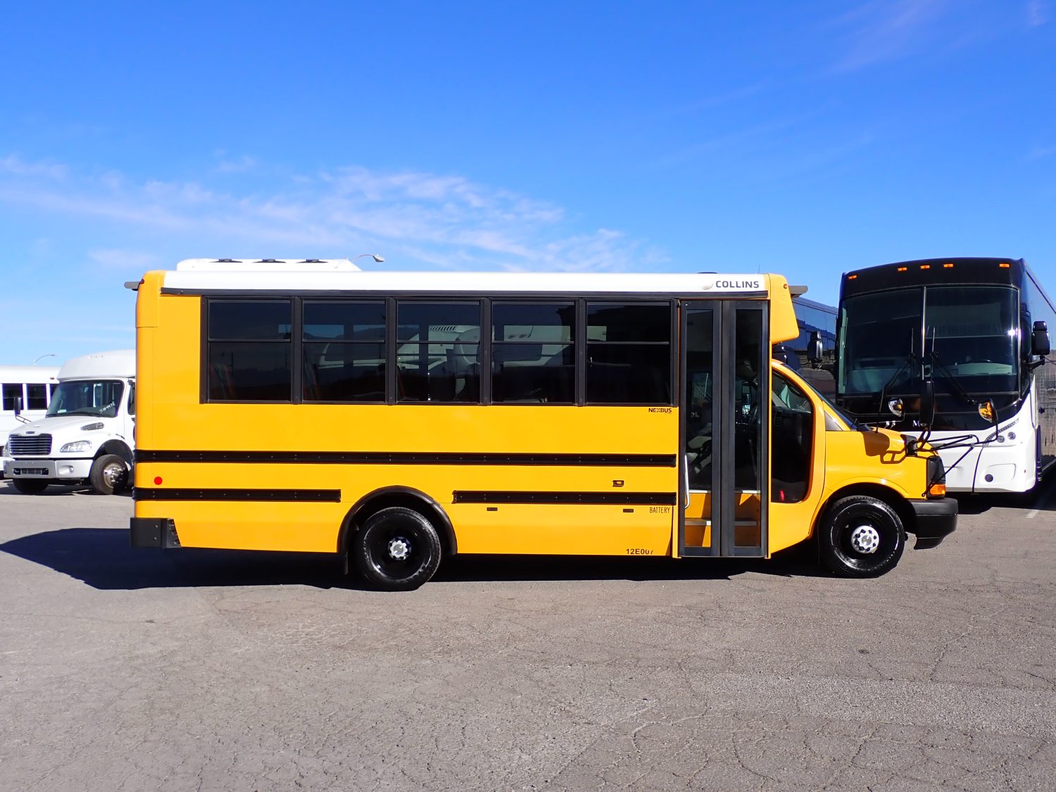 2013 Collins School Bus B38412 - Image 4