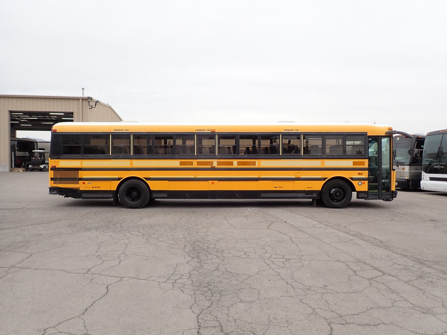 2011 Thomas Saf-T-Liner HDX School Bus B34975 - Image 4