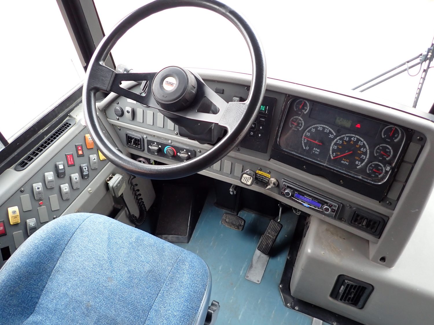 2011 Thomas Saf-T-Liner HDX School Bus B34975 - Image 11