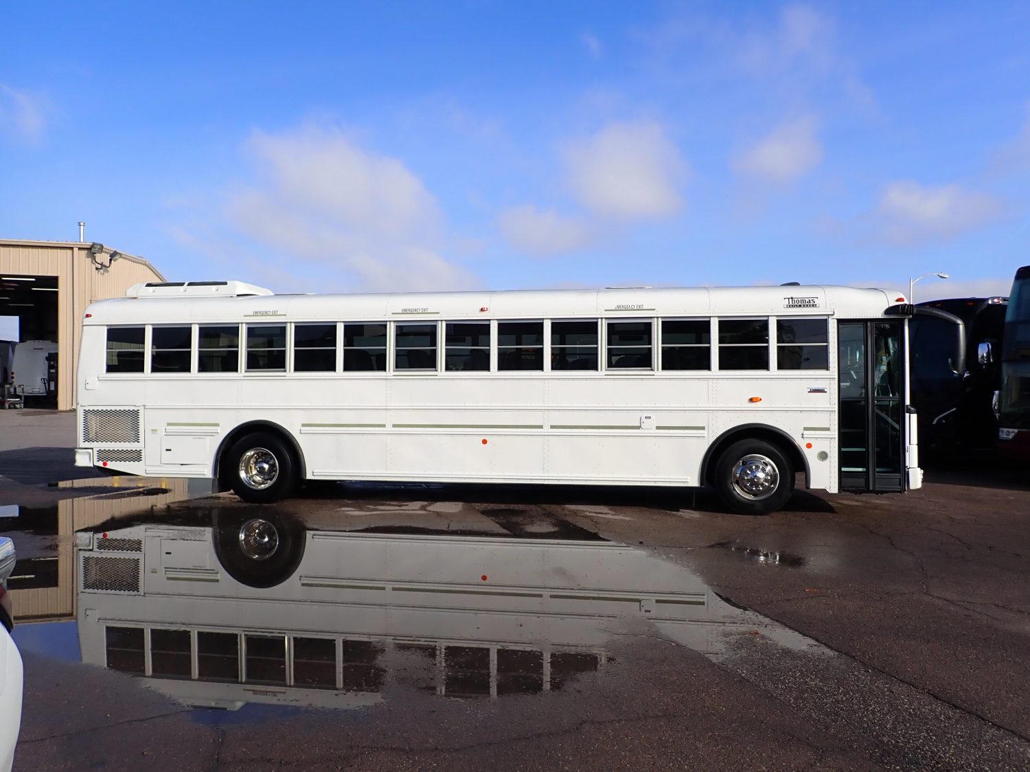 2014 Thomas Saf-T-Liner HDX School Bus B66363 - Image 4