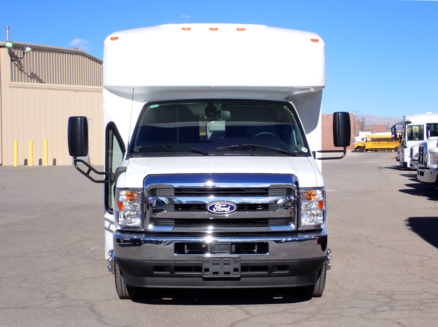 NEW 2026 ElDorado Advantage Shuttle Bus S00715 - Image 2