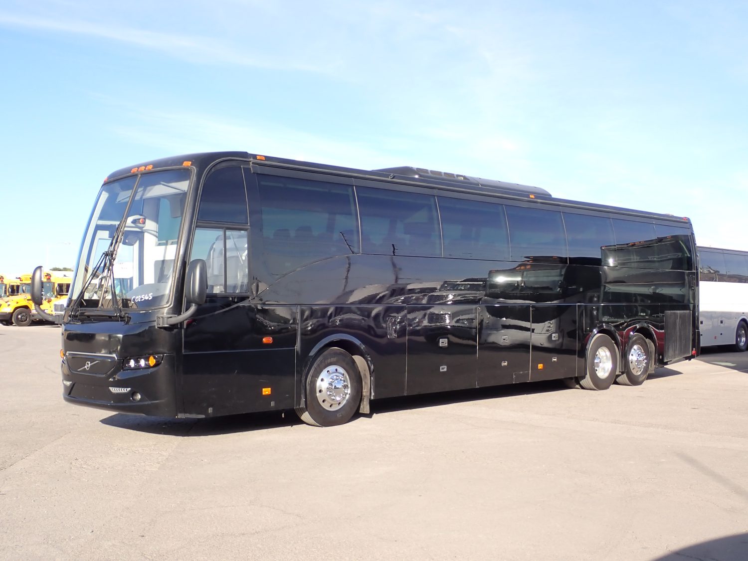 2020 Volvo 9700 Luxury Highway Coach C02565 - Image 3