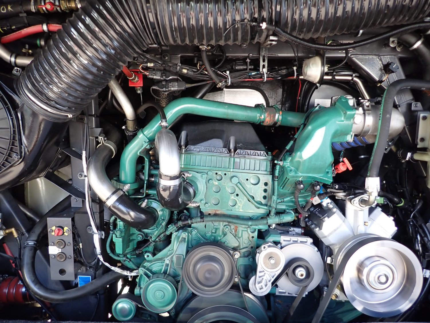 2020 Volvo 9700 Luxury Highway Coach C02565 - Image 12