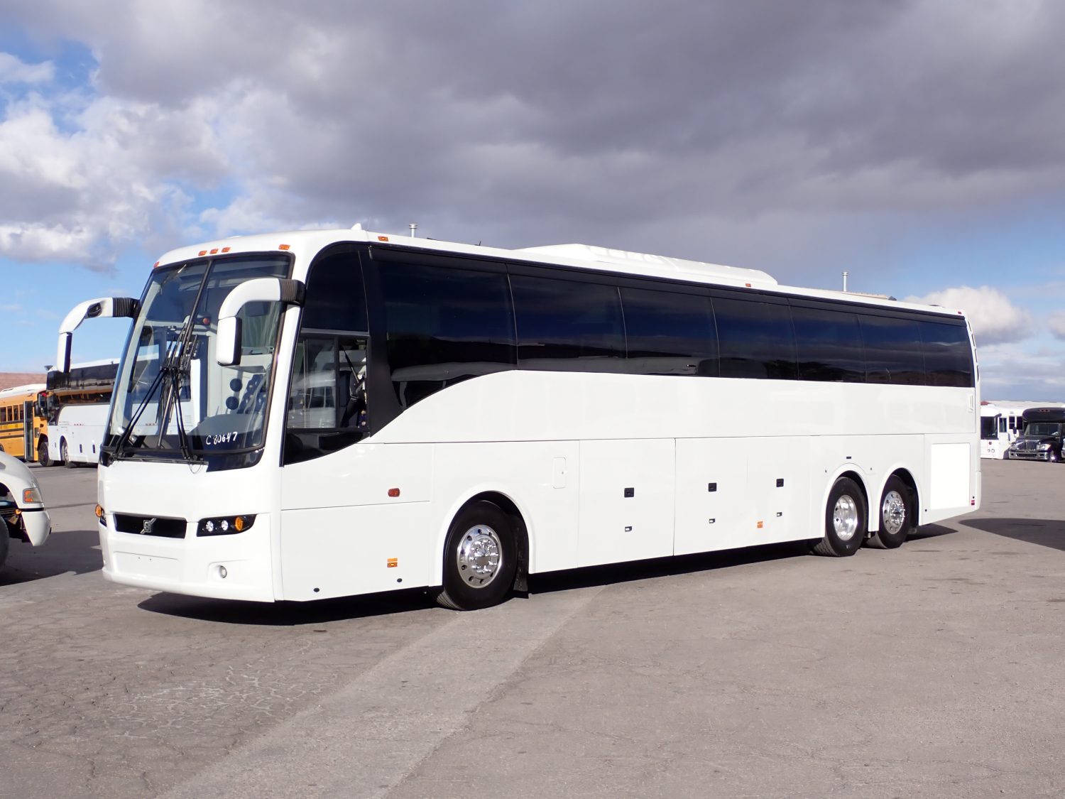 2017 Volvo 9700 Luxury Highway Coach C80647 - Image 3
