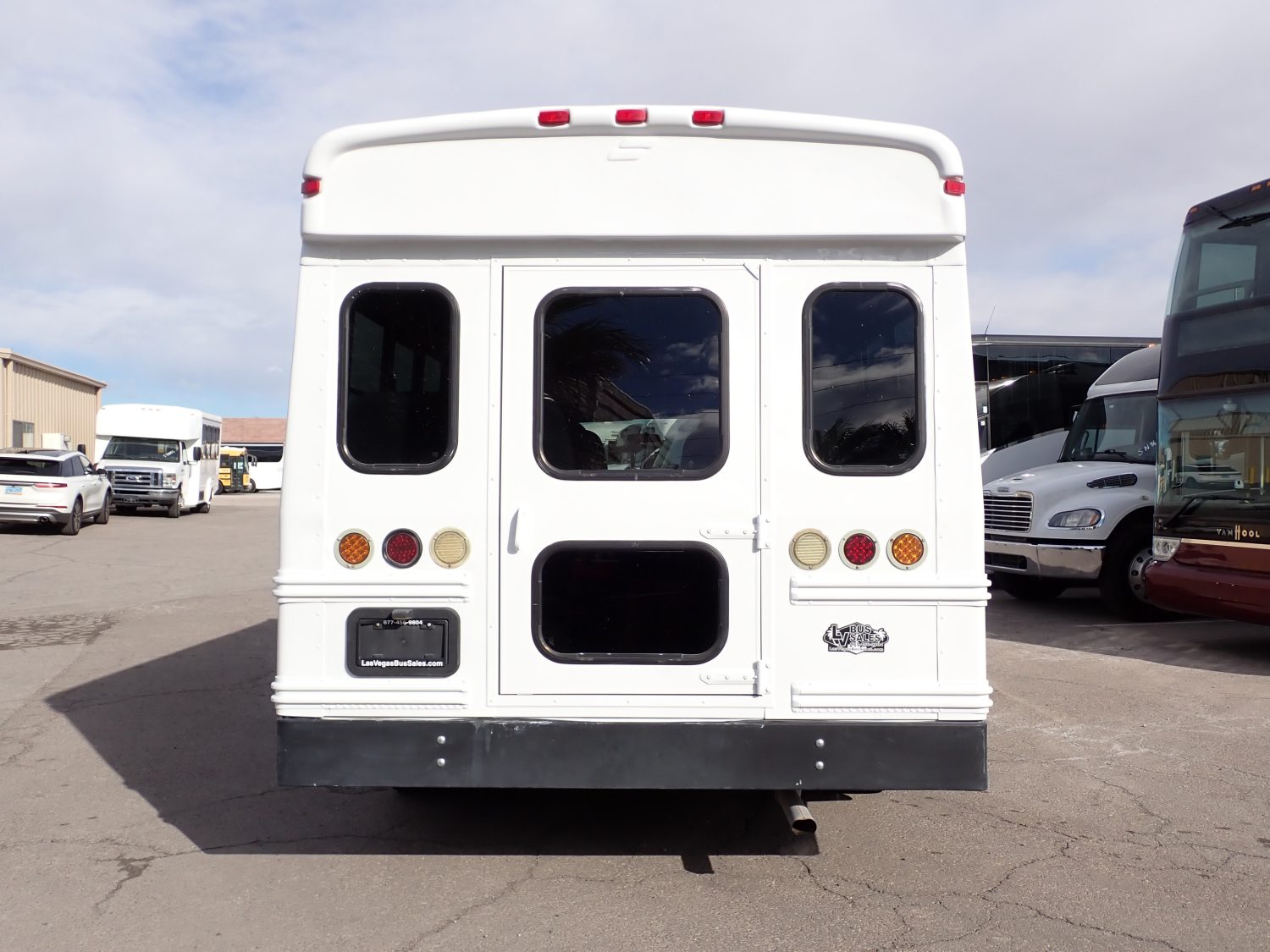 2009 Starcraft Prodigy MFSAB Daycare Bus B20039 - Image 6