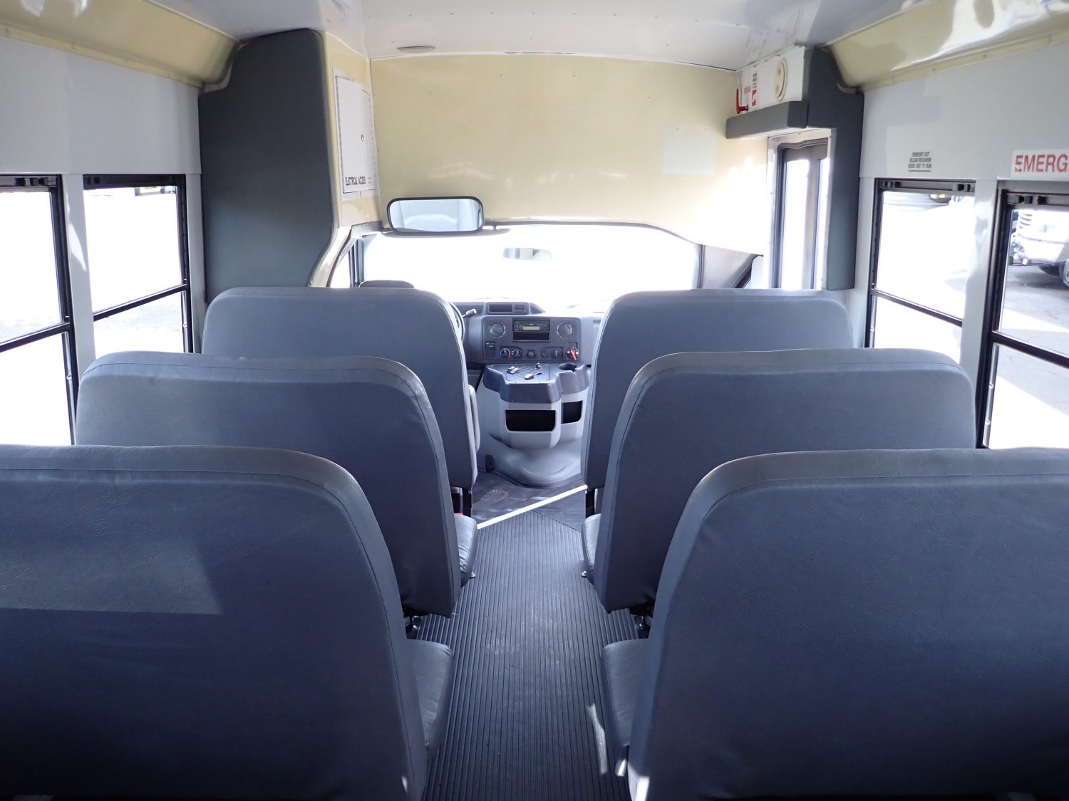 2009 Starcraft Prodigy MFSAB Daycare Bus B20039 - Image 9