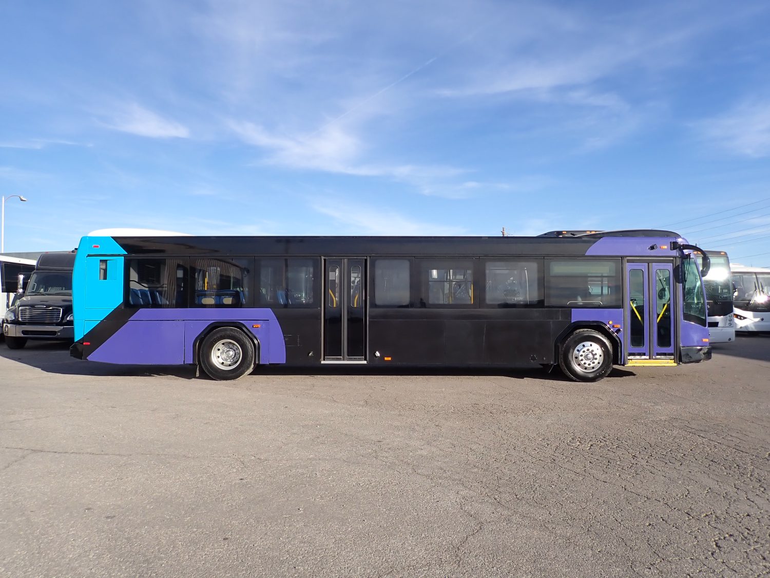 2007 Gillig Transit Wheelchair Bus T78477 - Image 4