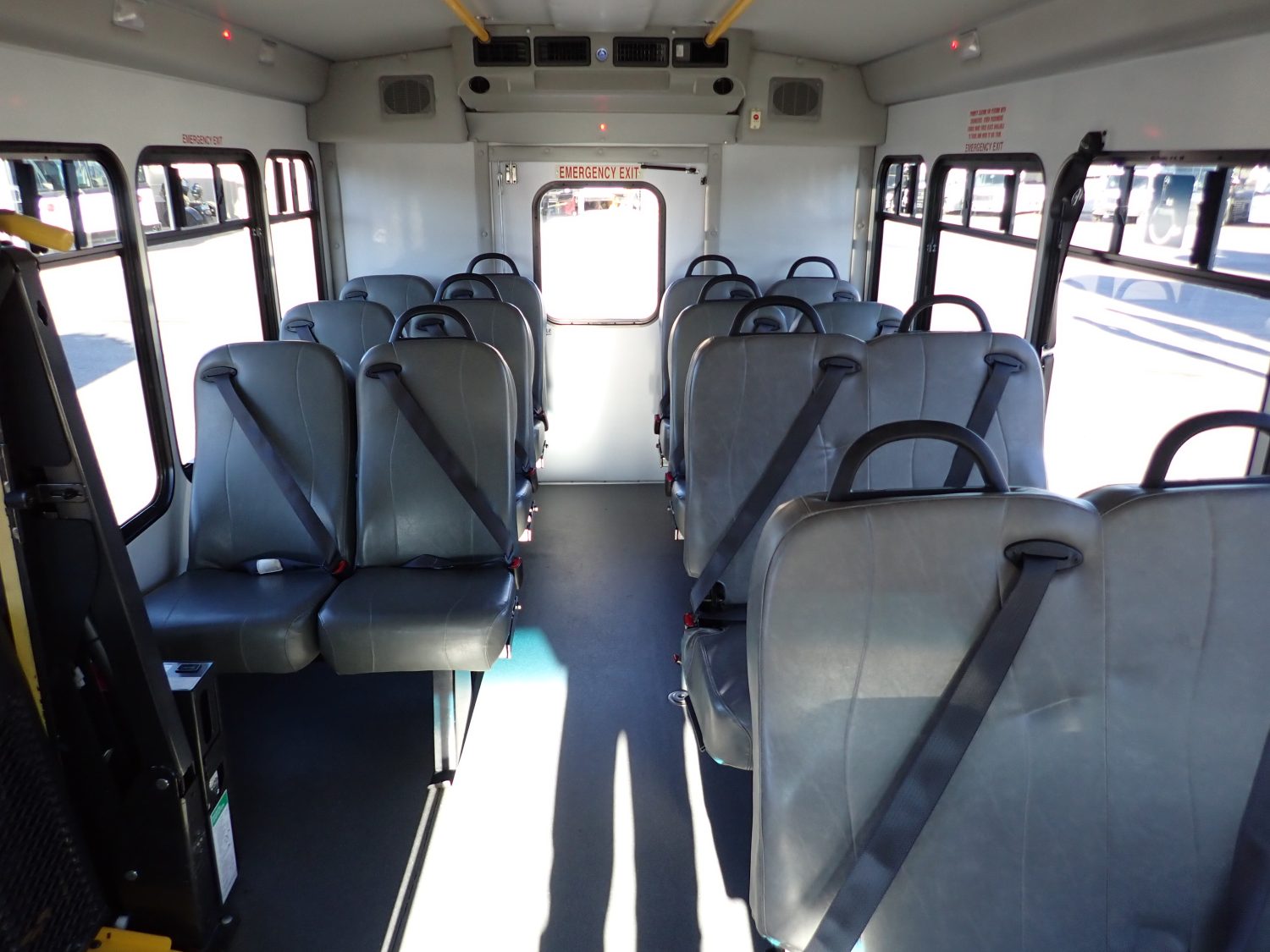 2016 Startrans Lift Equipped Shuttle Bus S55266 - Image 9