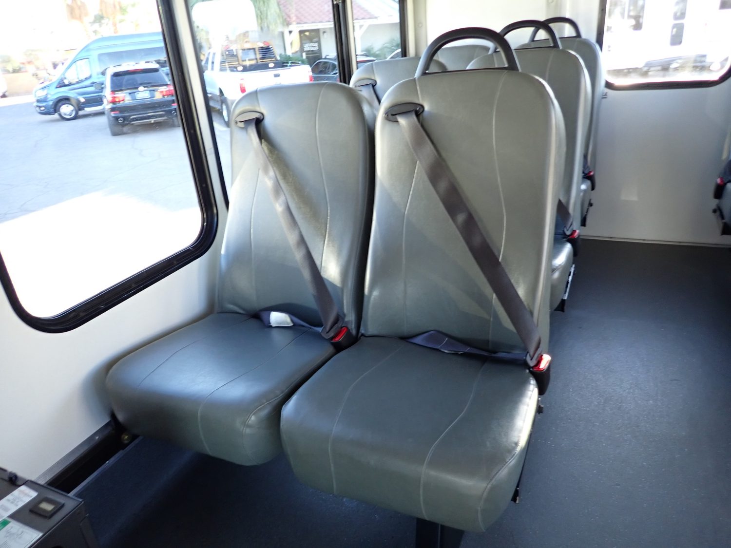 2016 Startrans Lift Equipped Shuttle Bus S55266 - Image 8