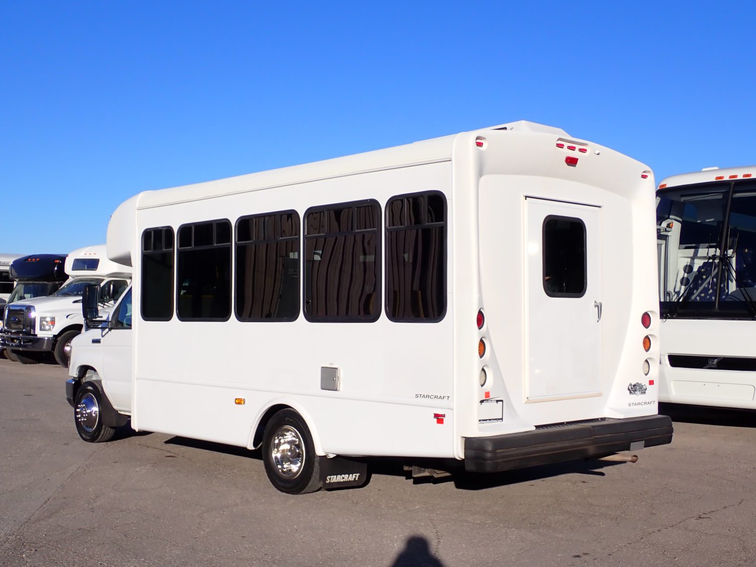 2016 Startrans Lift Equipped Shuttle Bus S55266 - Image 5
