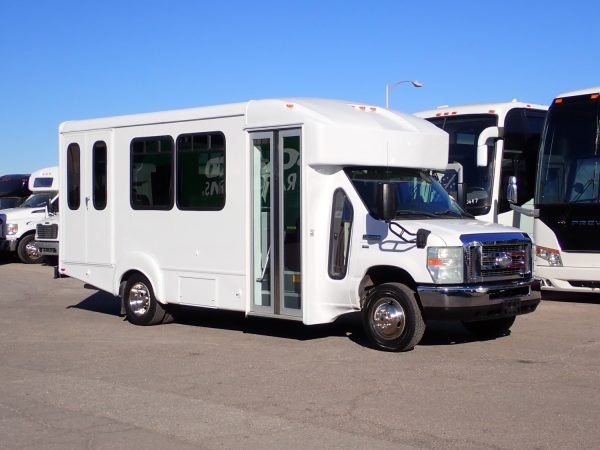 2016 Goshen Lift Equipped Shuttle Bus S29870