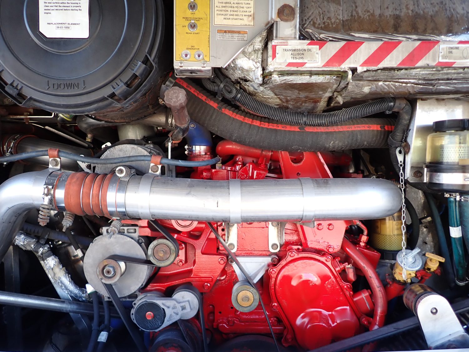 2019 MCI J4500 Lift Equipped Highway Coach C69178 - Image 12