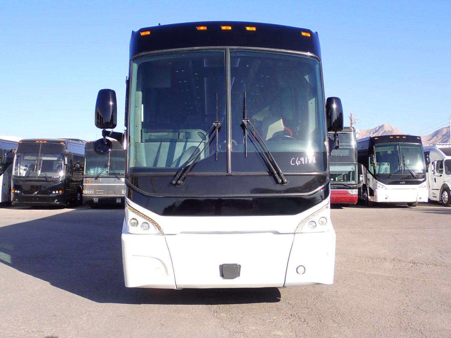 2019 MCI J4500 Lift Equipped Highway Coach C69178 - Image 2