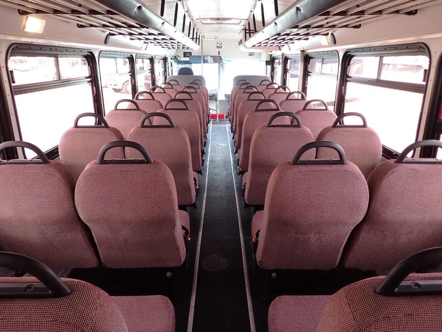 2018 Blue Bird All American Passenger Bus B42682 - Image 10