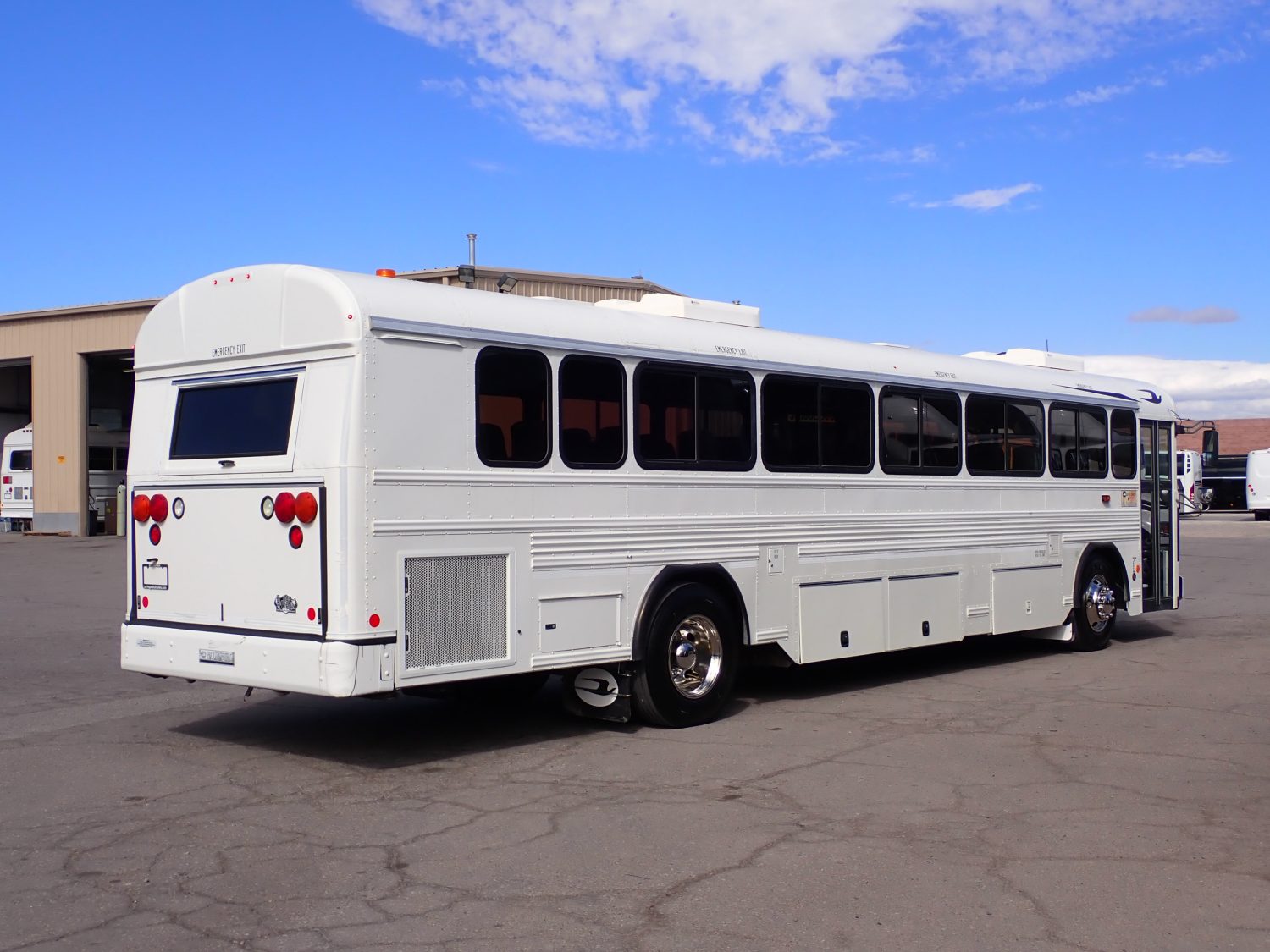 2014 Blue Bird All American Passenger Bus B04807 - Image 7