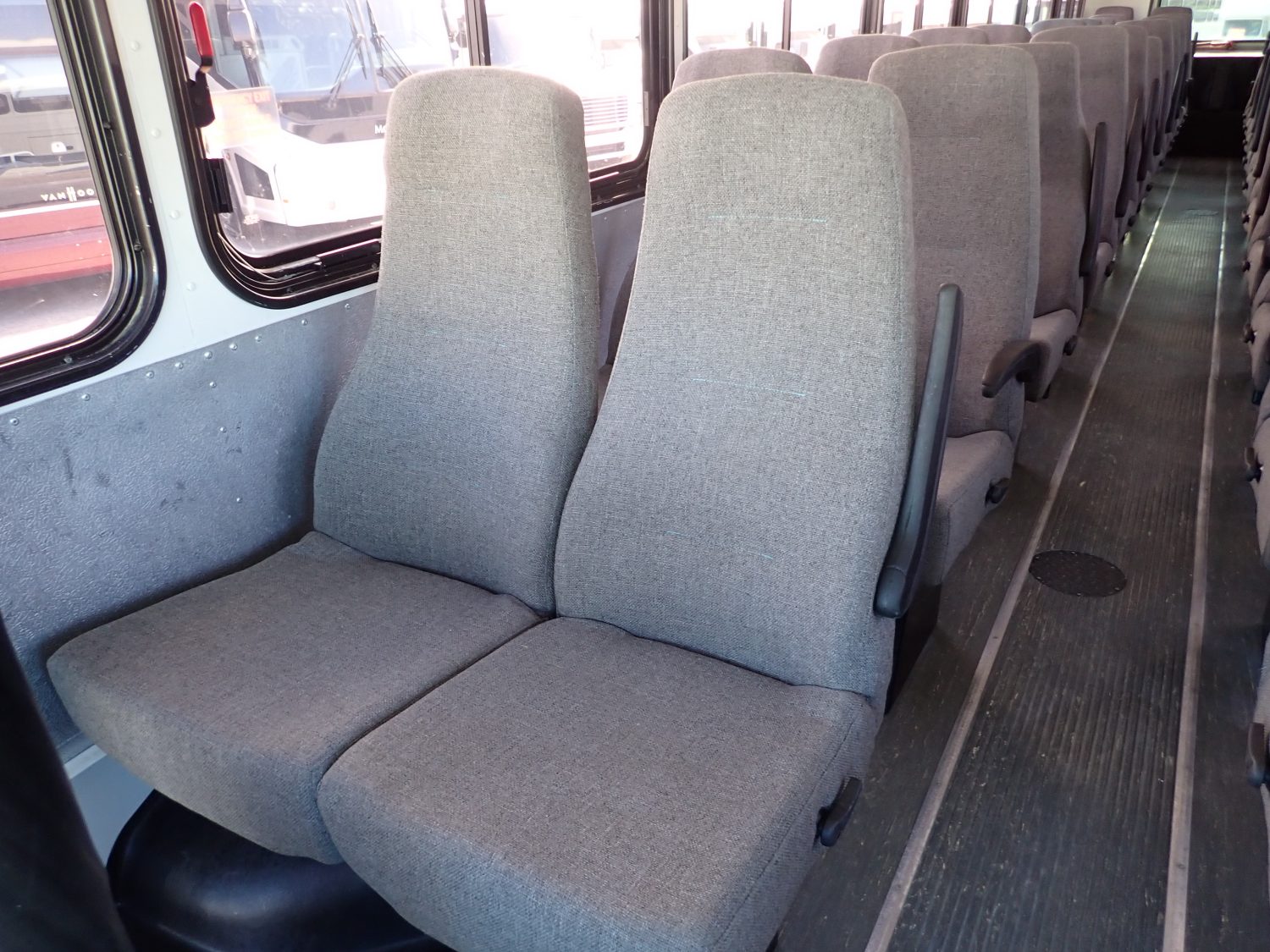 2014 Blue Bird All American Passenger Bus B04807 - Image 8