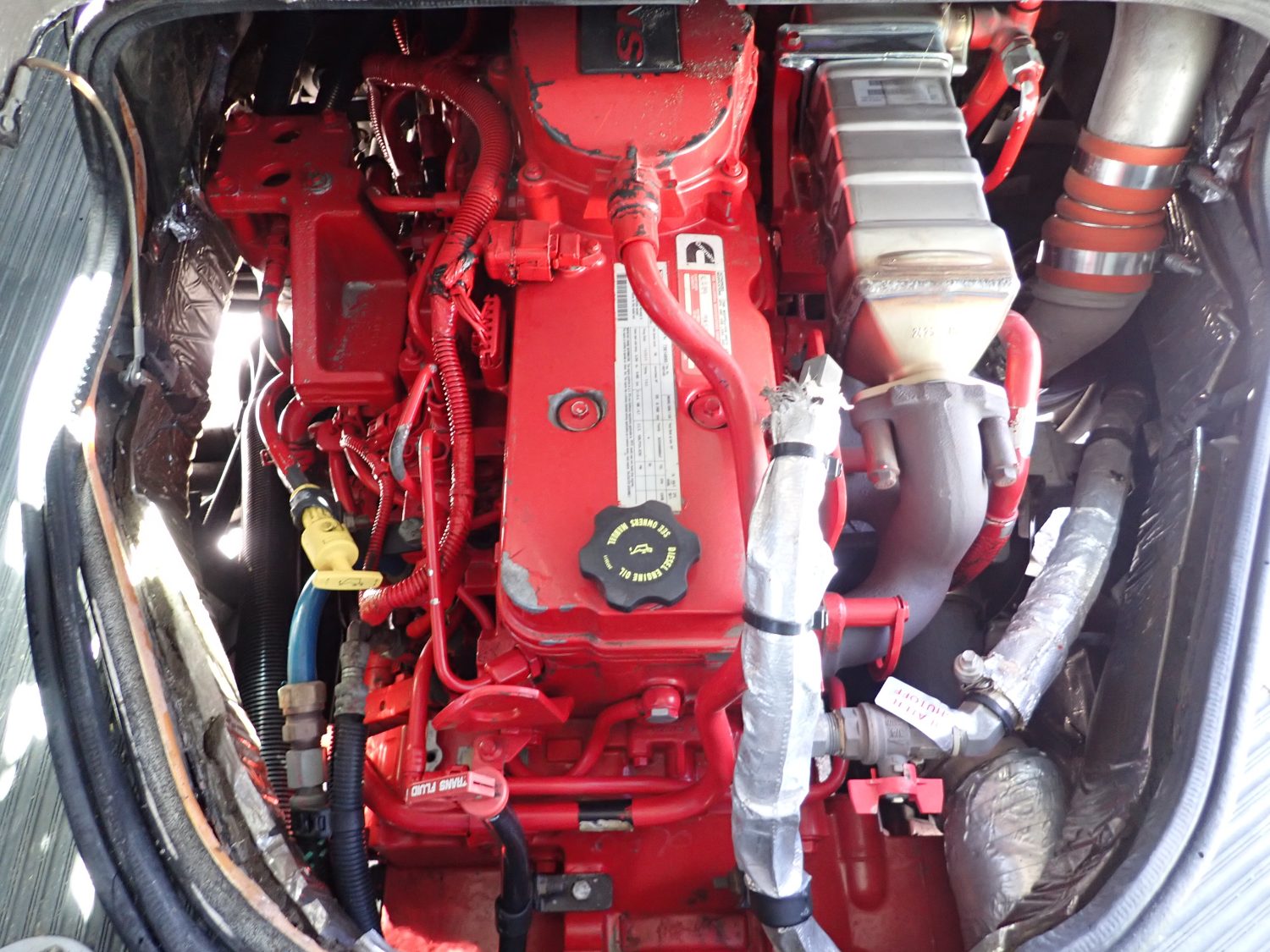 2014 Blue Bird All American FE Passenger Bus B06700 - Image 11