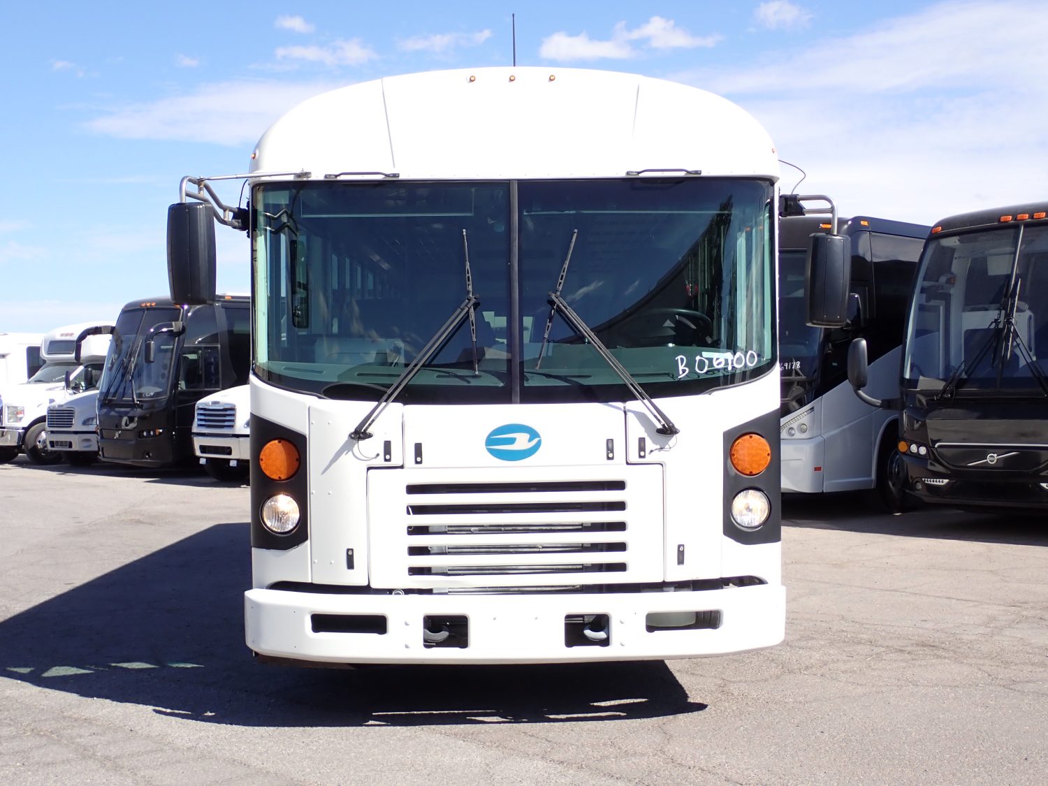 2014 Blue Bird All American FE Passenger Bus B06700 - Image 2