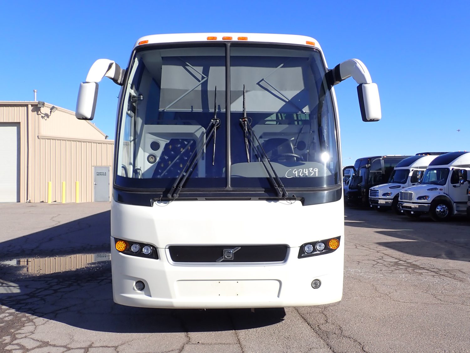 2019 Volvo 9700 Luxury Highway Coach C92439 - Image 2