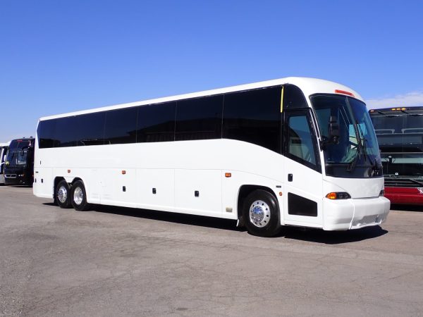 2005 MCI J4500 Highway Coach C63153