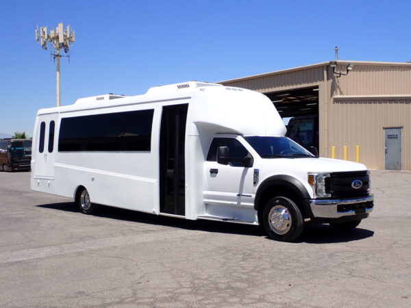 2019 Berkshire Executive Style Shuttle Bus S24993