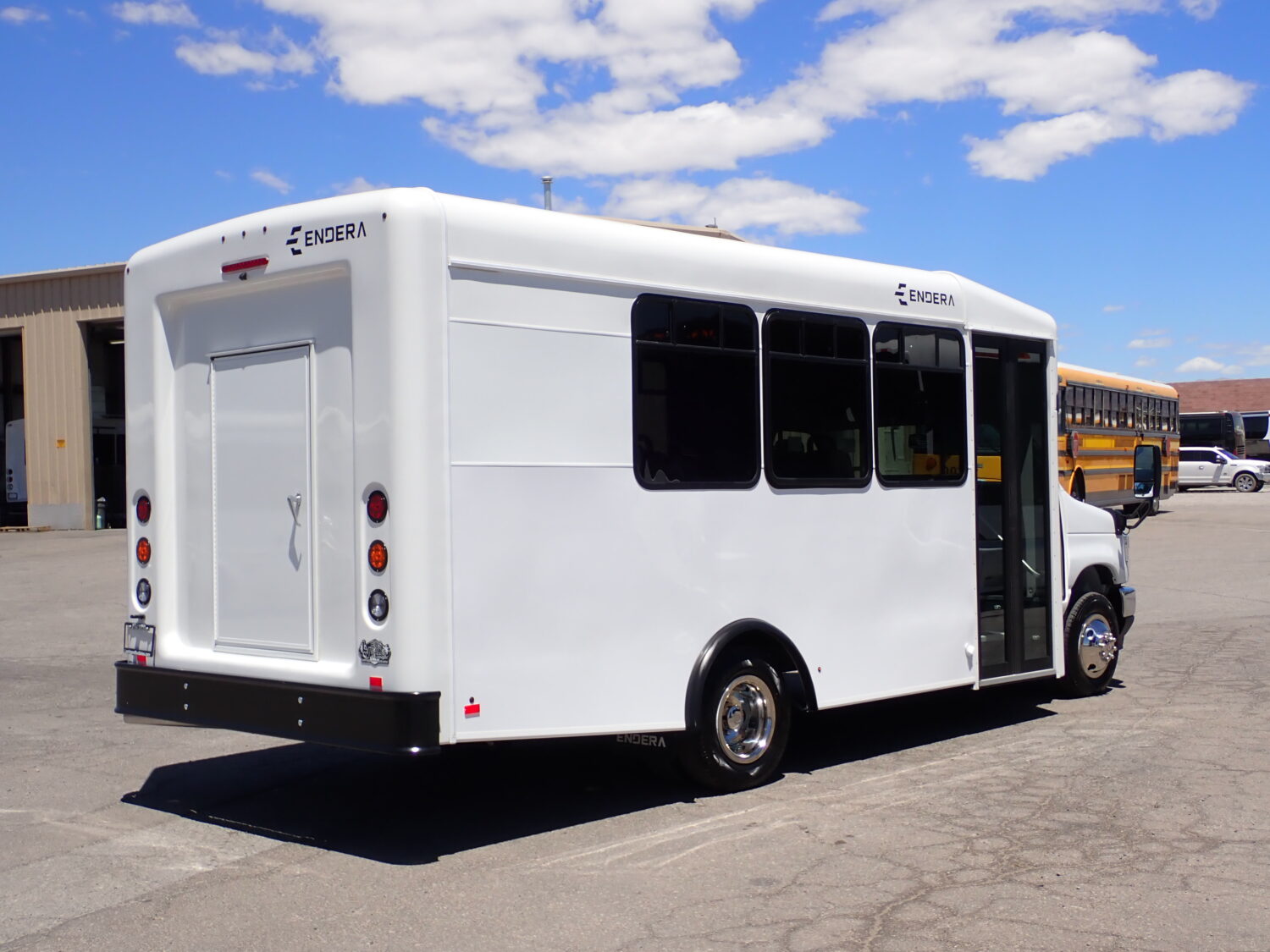 NEW 2026 Endera Shuttle Bus S03036 - Image 7