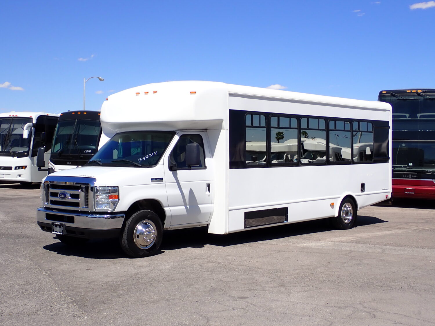 2019 Starcraft Allstar Shuttle Bus S42214 - Image 3