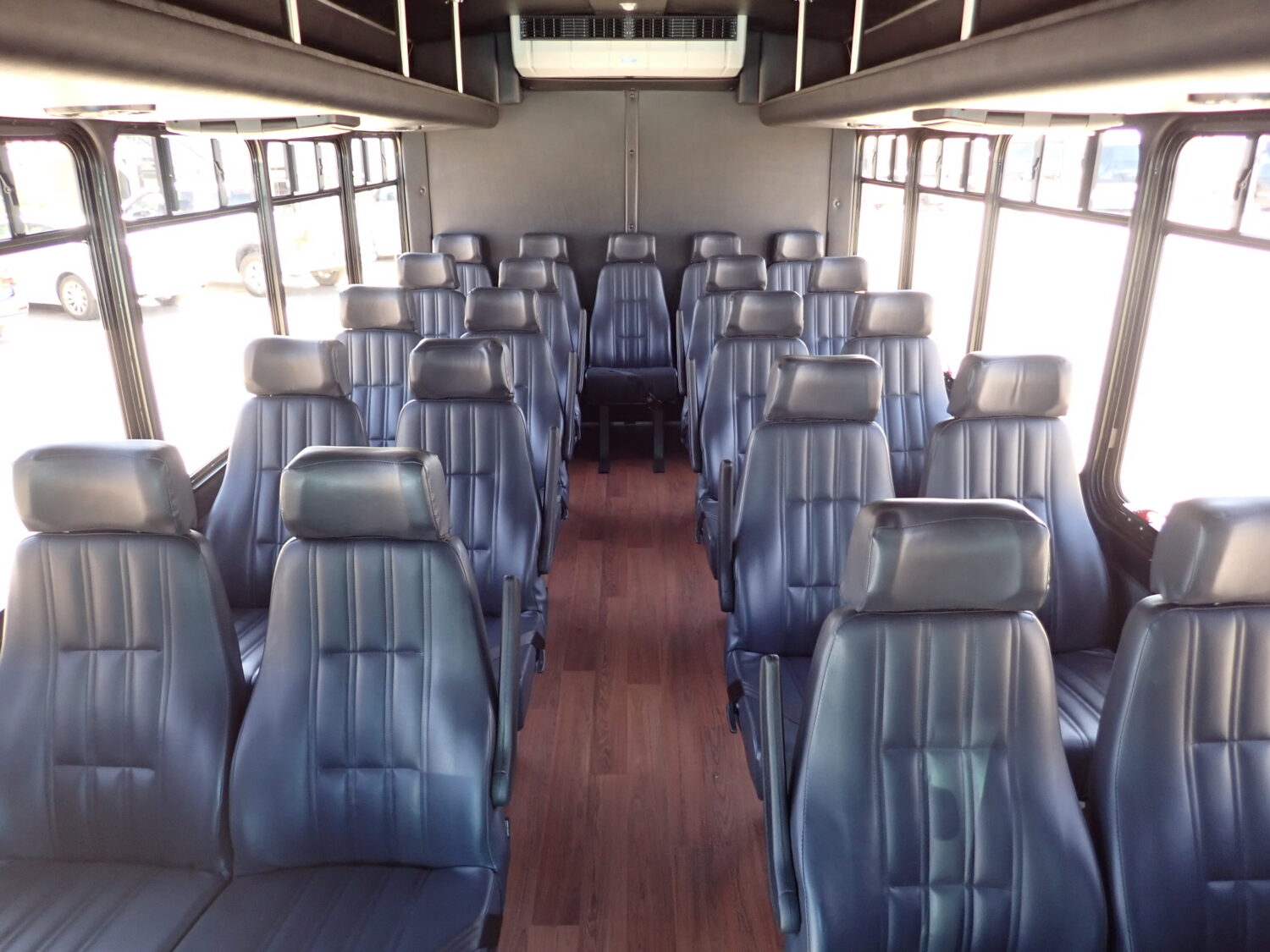 2019 Starcraft Allstar Shuttle Bus S42214 - Image 9