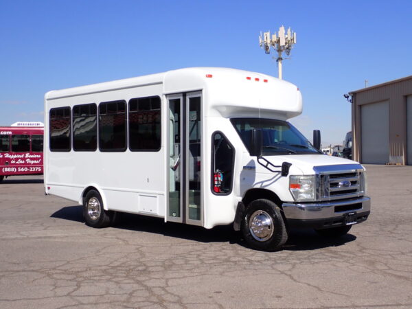 2013 Starcraft Allstar Shuttle Bus S25236