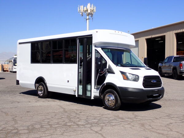 2017 Collins Passenger Bus B17338