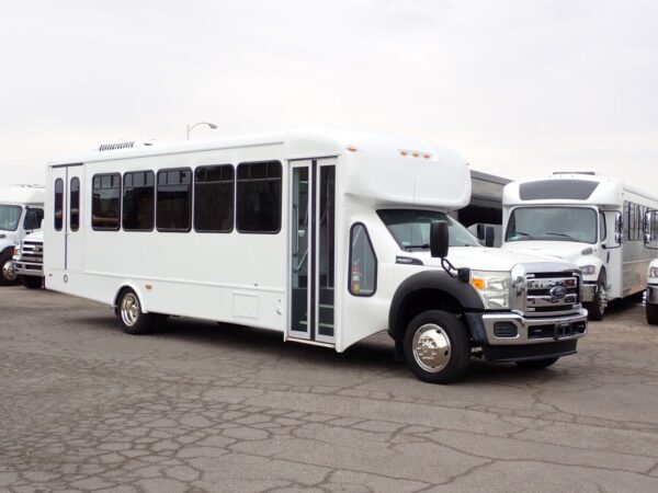 2016 Starcraft Allstar XL Lift Equipped Shuttle Bus S88578