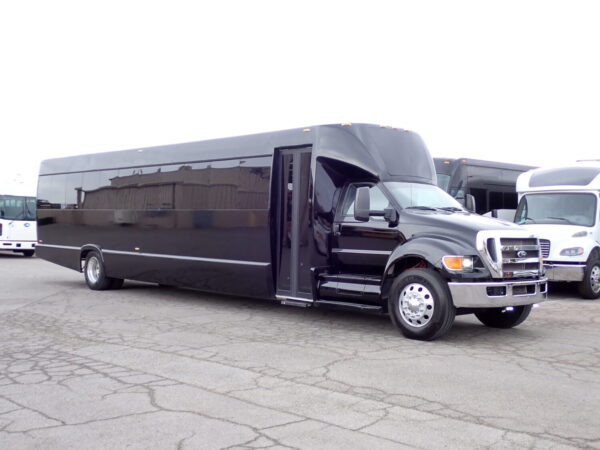 2015 F750 Tiffany Coachworks Shuttle Bus S67713