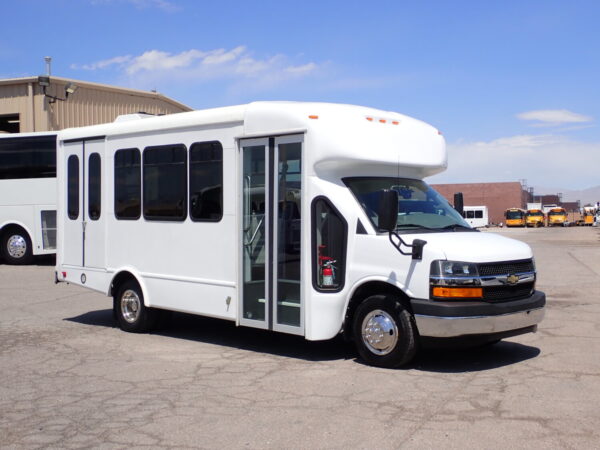 2022 Starcraft Allstar Lift Equipped Shuttle Bus S08809